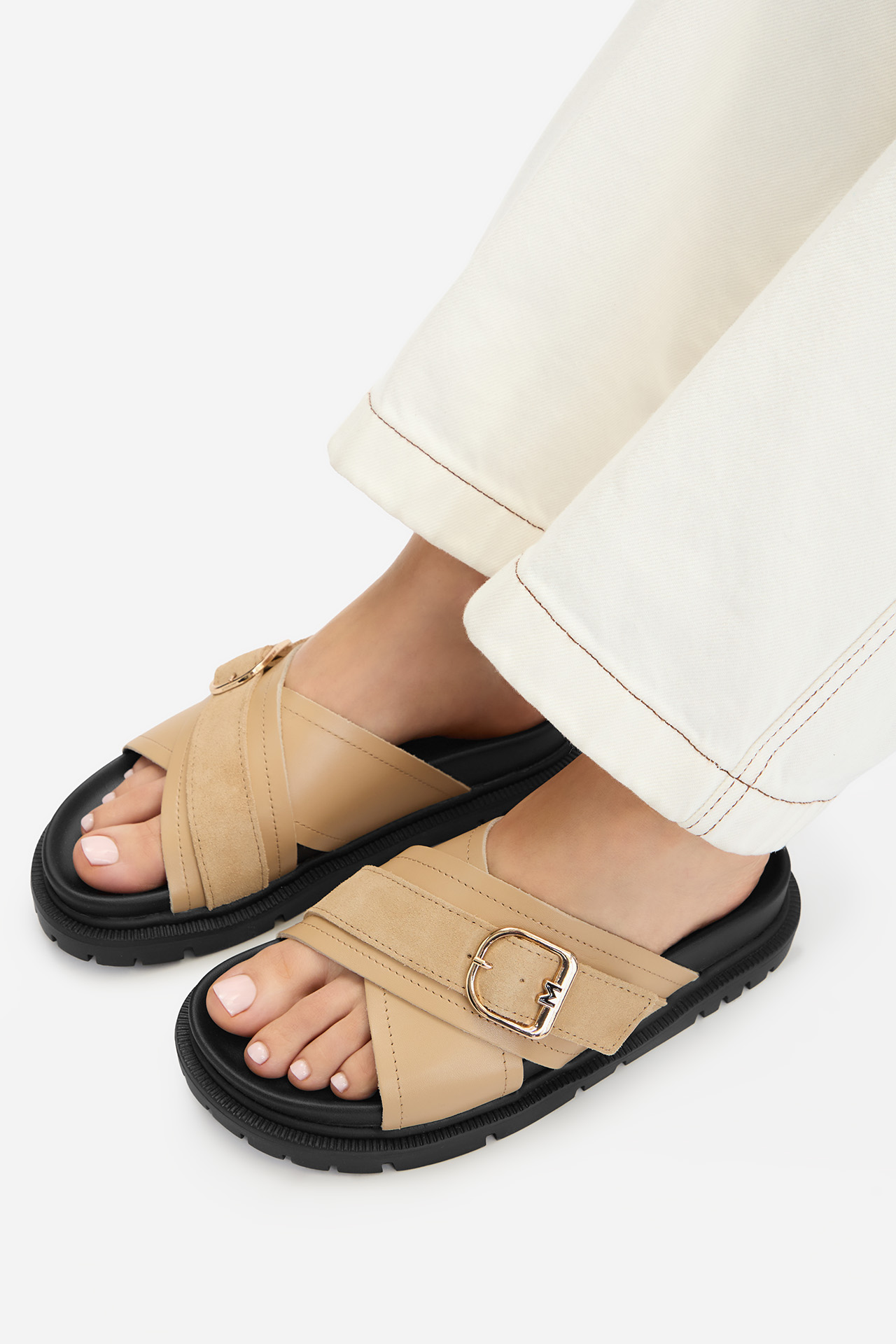 Nazouváky Tmavě béžová