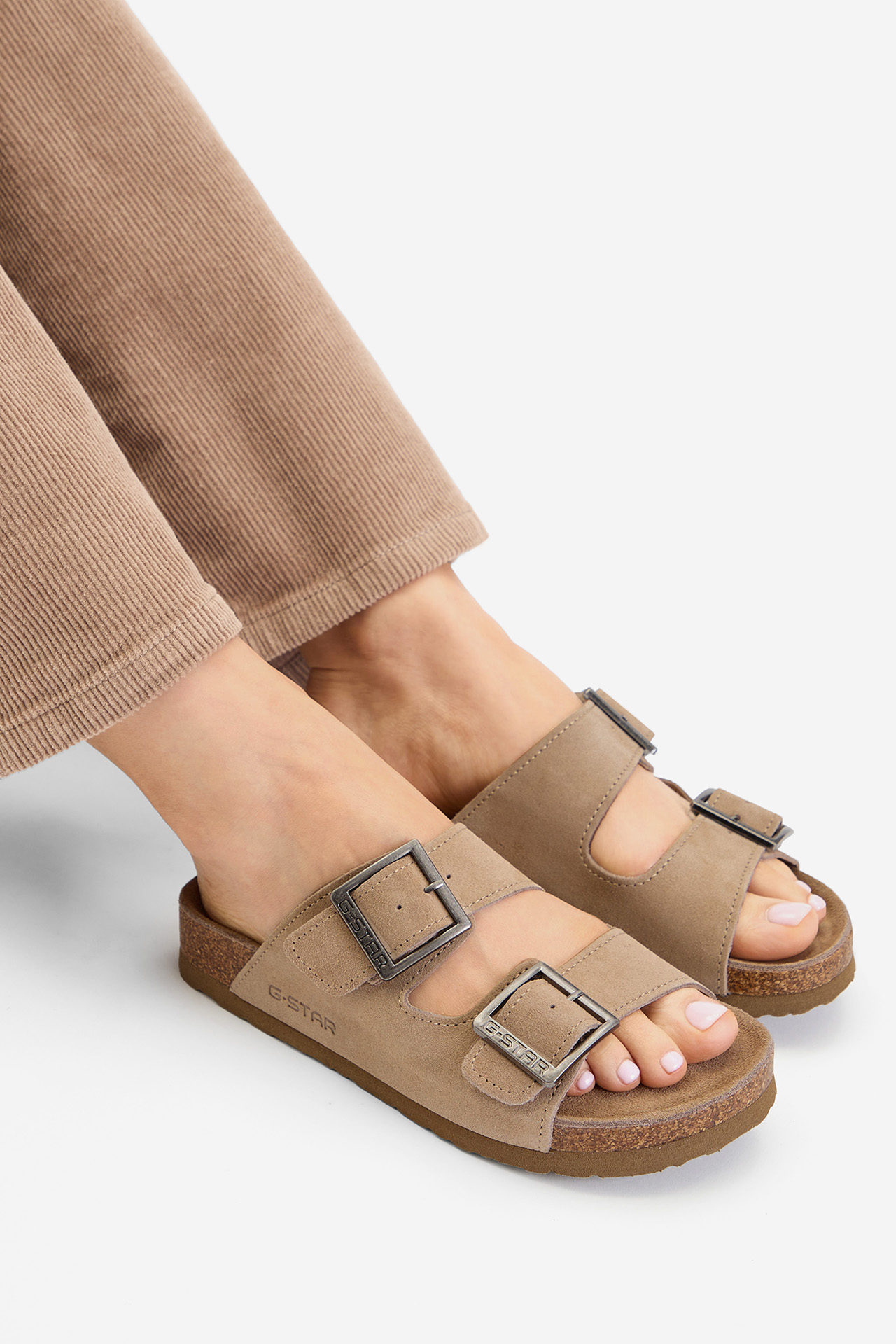 Nazouváky Béžová