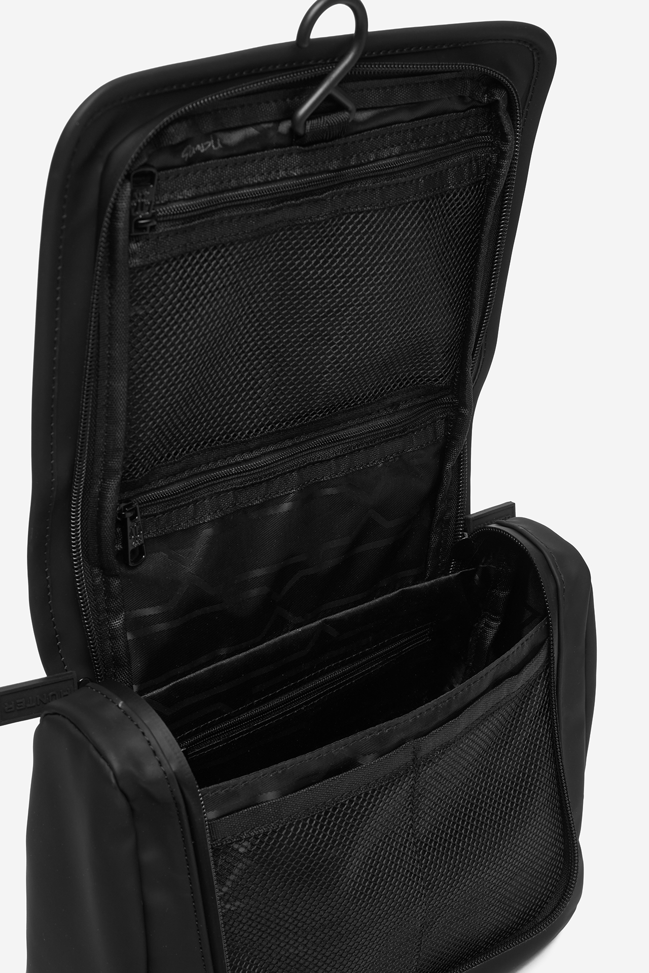 Kozmetični kovček Črna