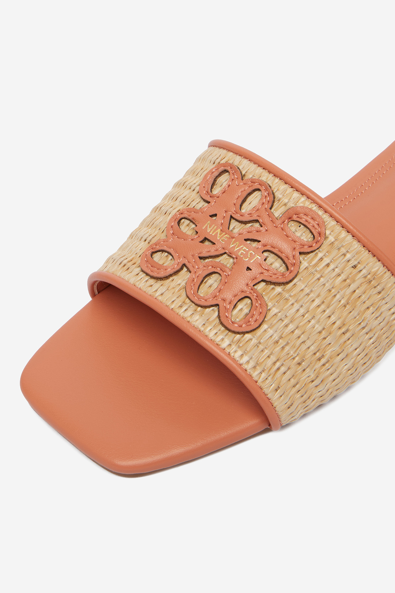 Nazouváky Béžová