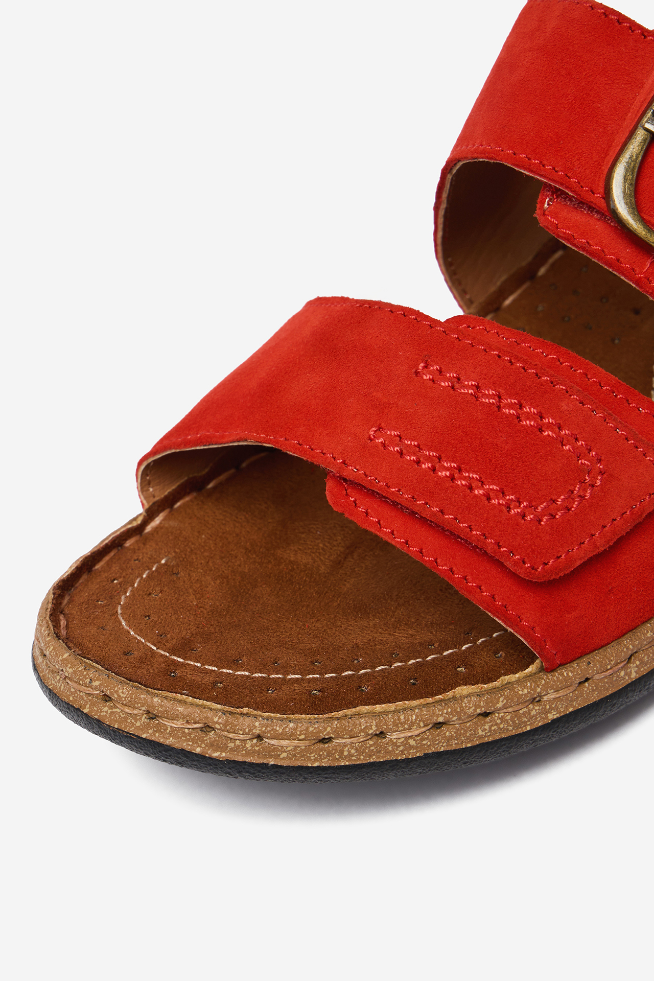 Nazouváky Červená