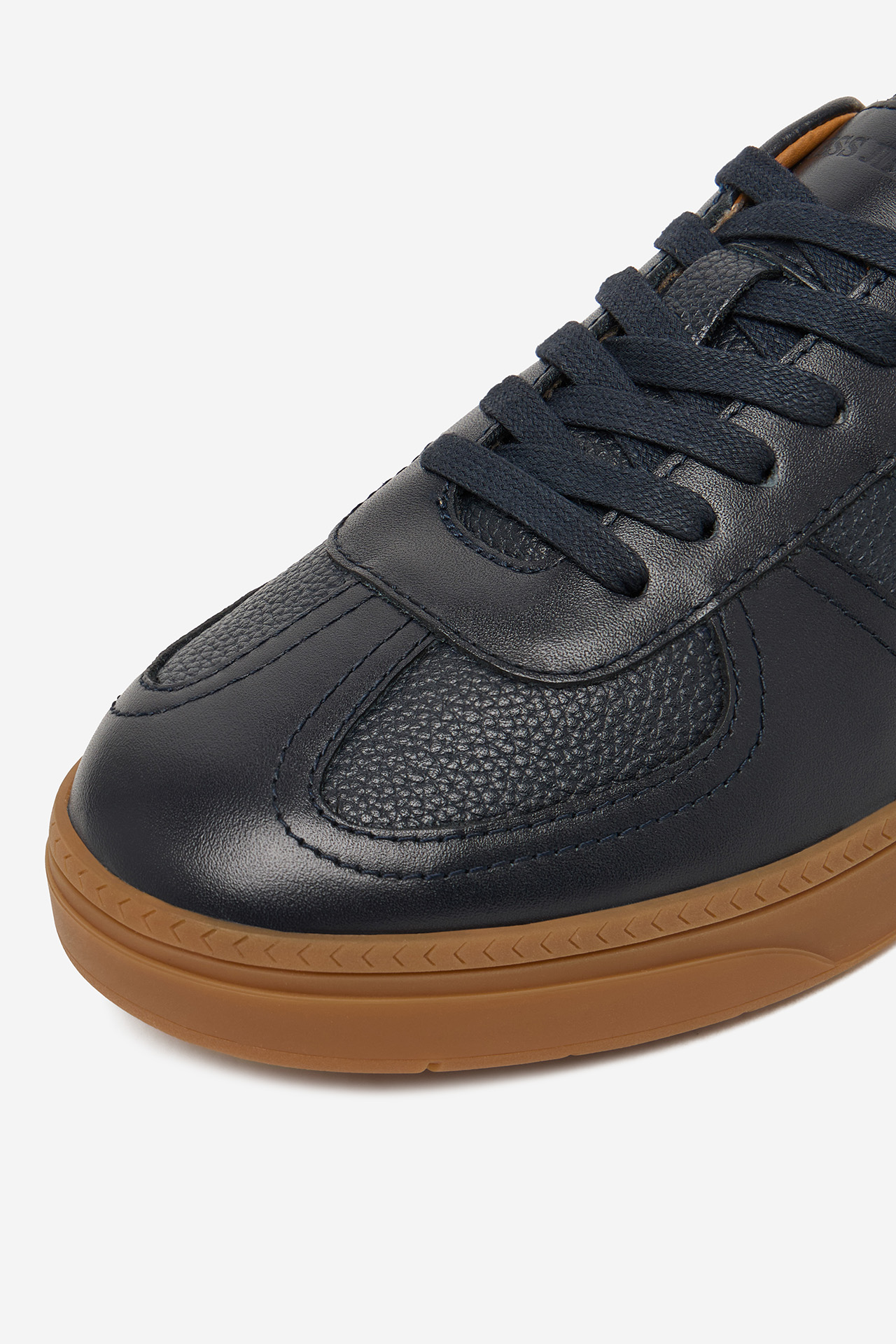 Superge Mornarsko modra