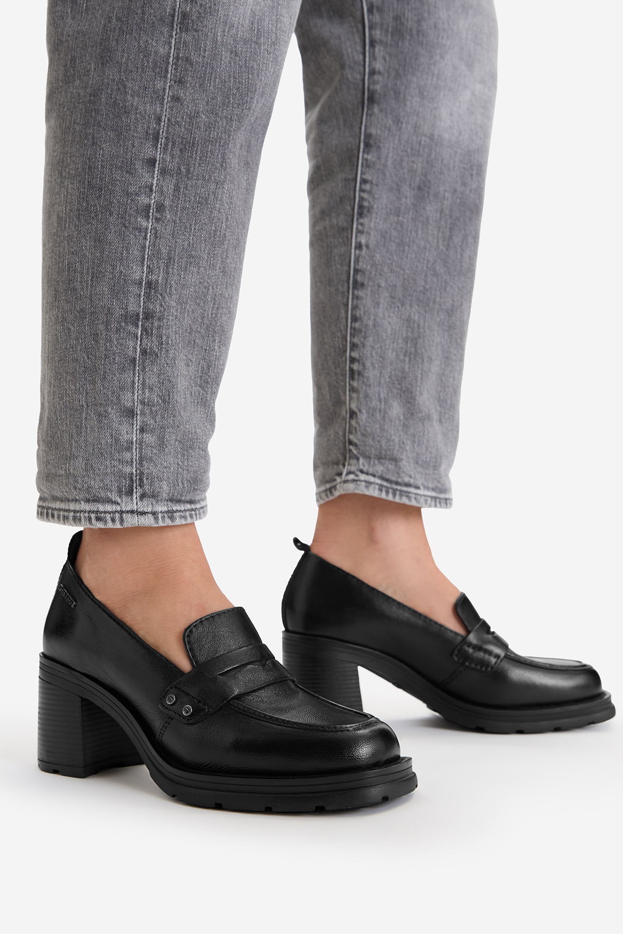 Mokasíny na podpatku Černá