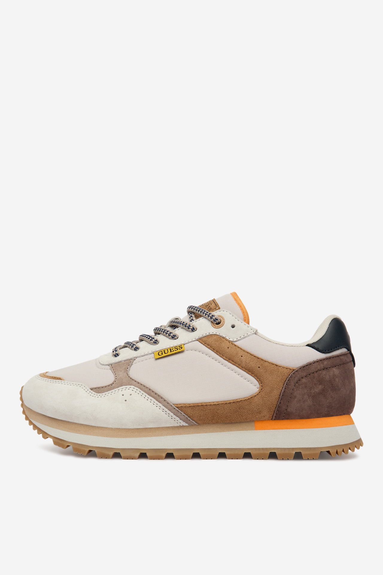 Сникърси Бежов