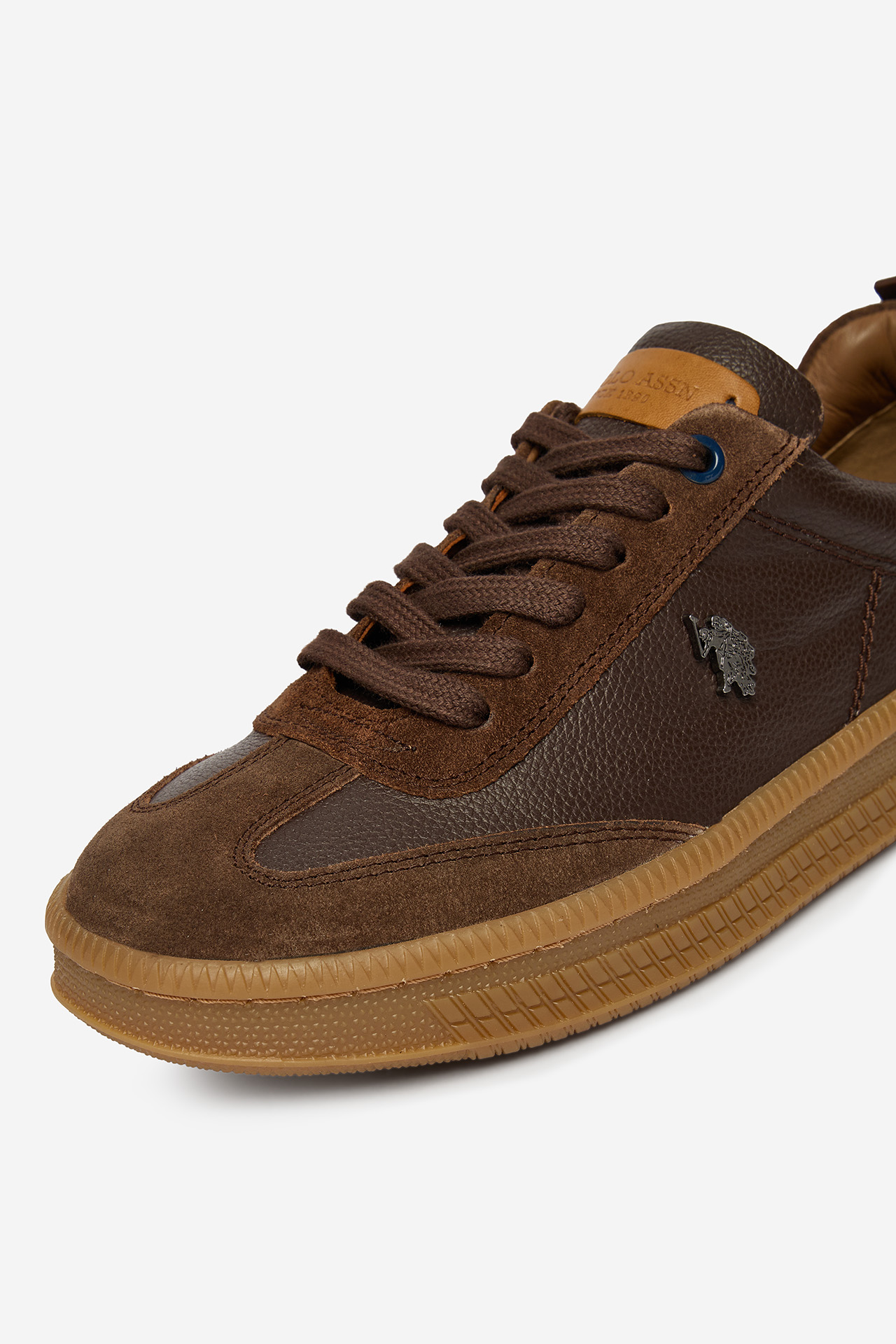 Sneakersy Tmavě hnědá