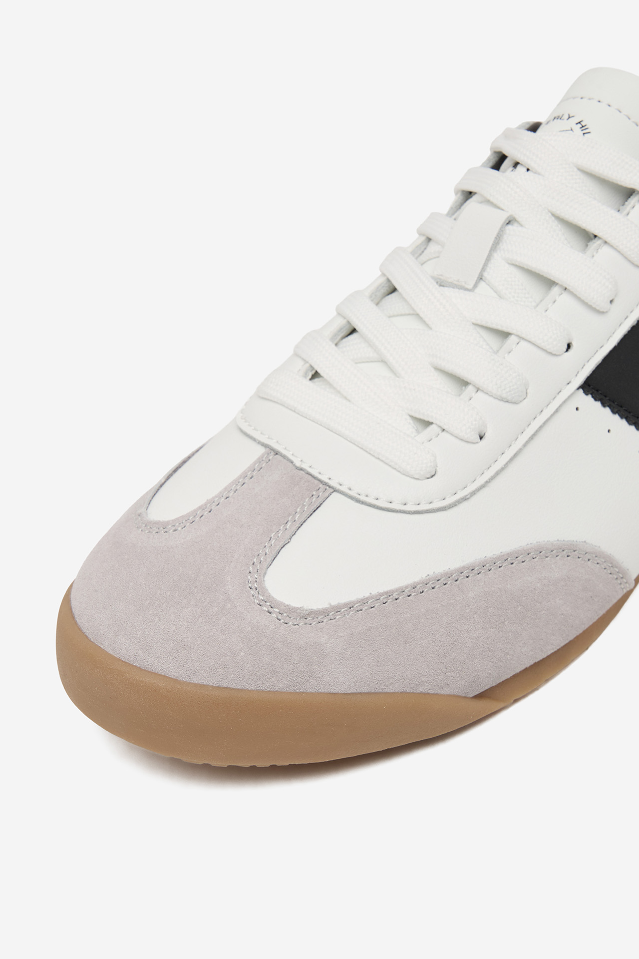 Sneakersy Bílá