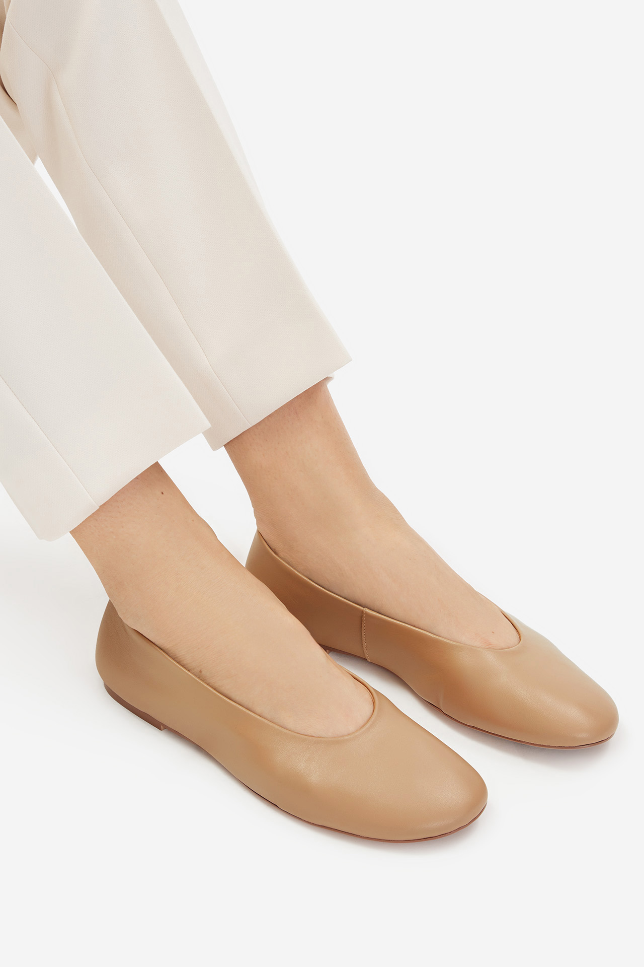 Baleríny Béžová