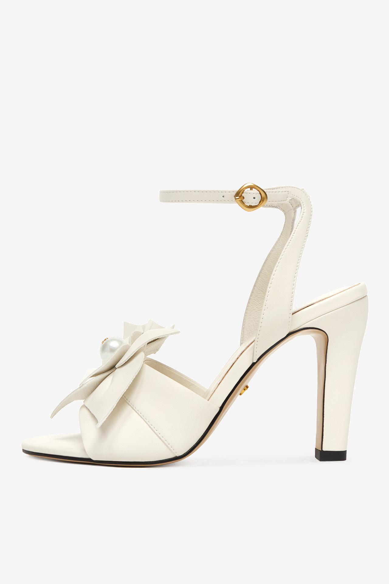 Сандали Бял
