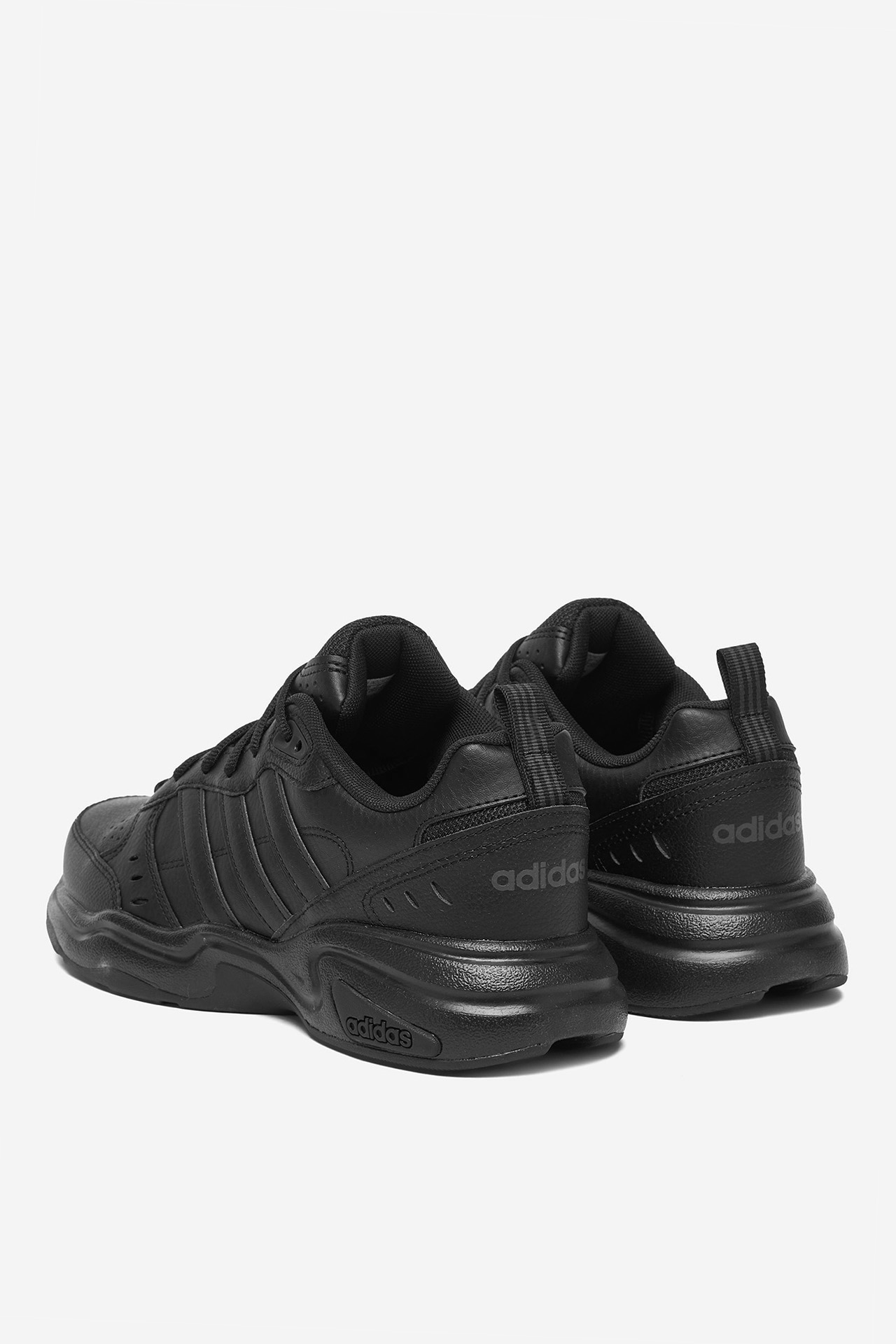 Sneakersy Černá
