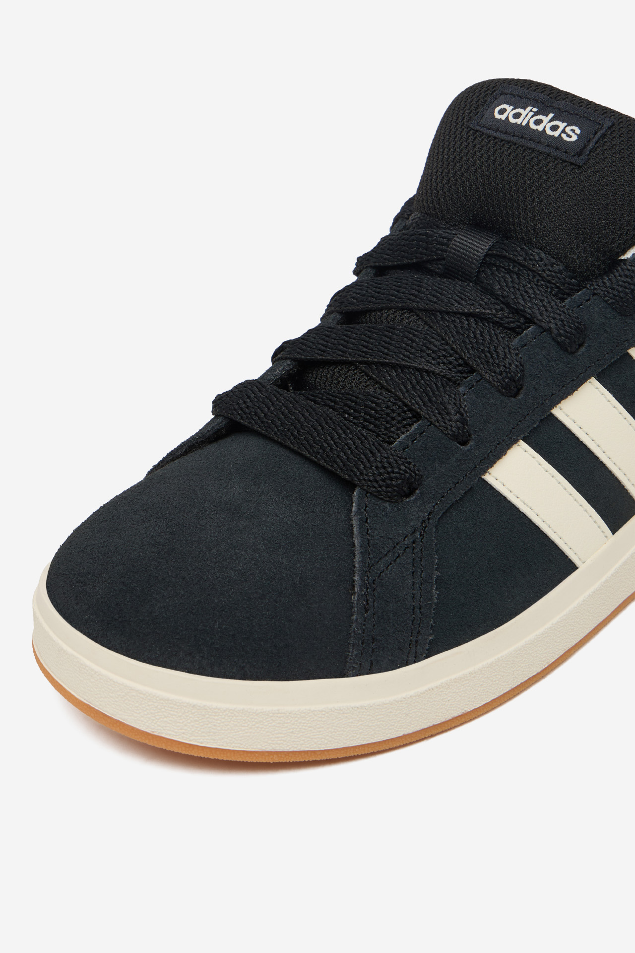Sneakersy Čierna