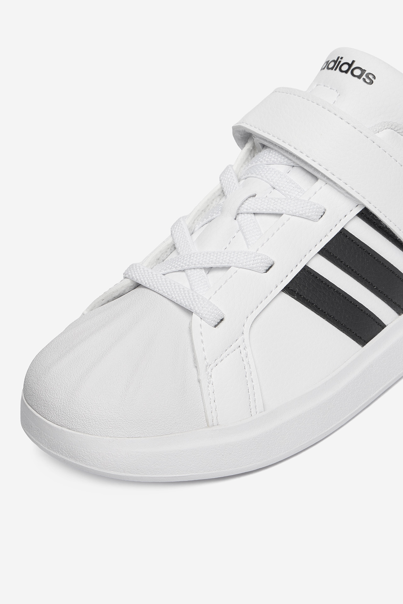 Sneakersy Bílá