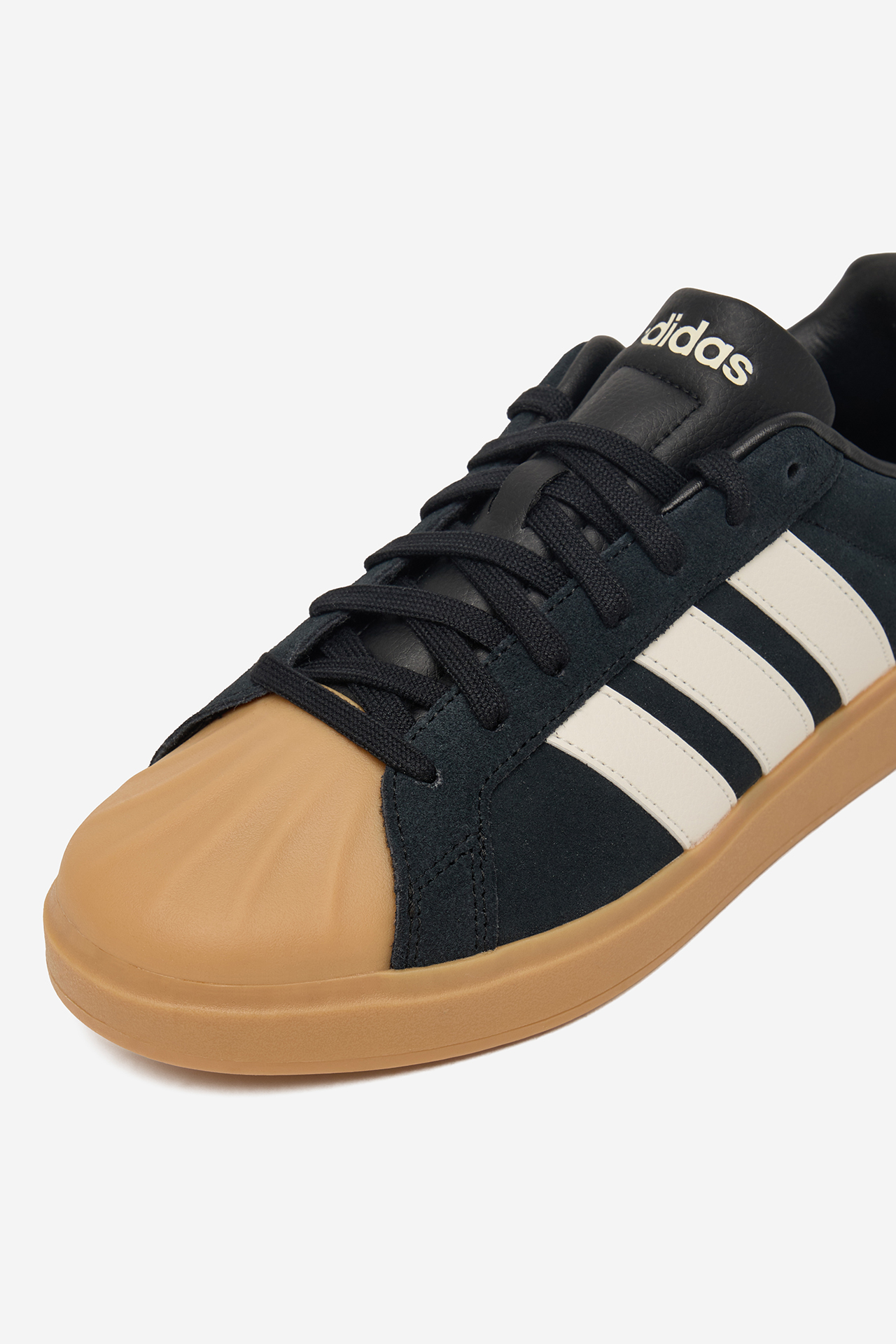 Sneakersy Černá