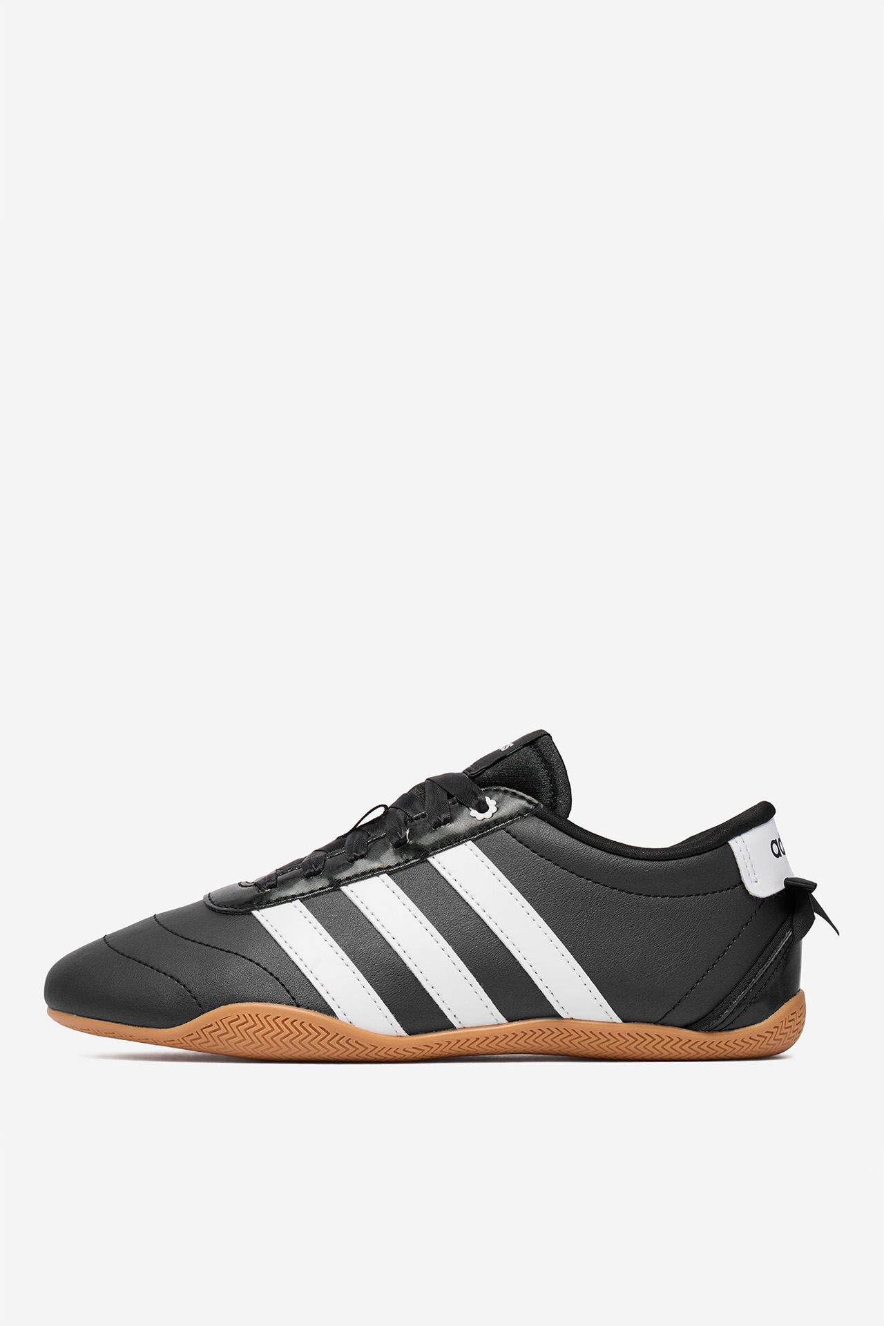Sneakersy Černá