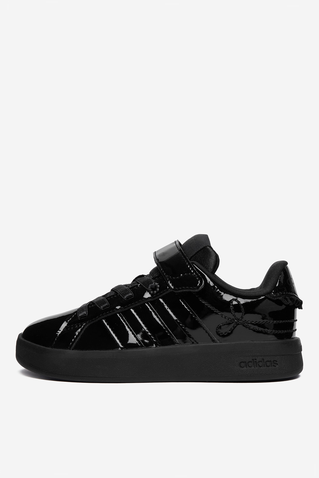Sneakersy Černá