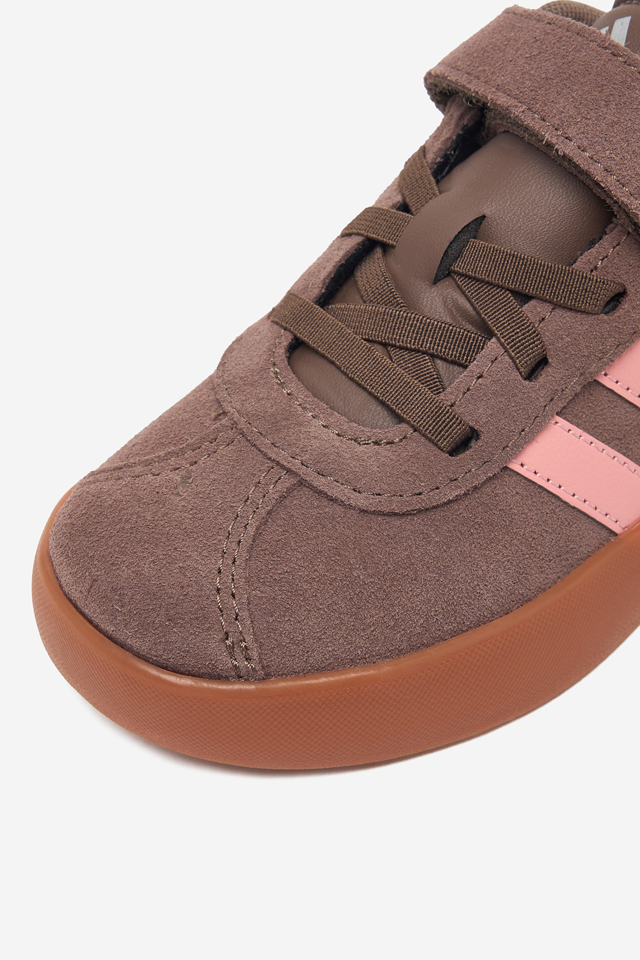Sneakersy Hnědá