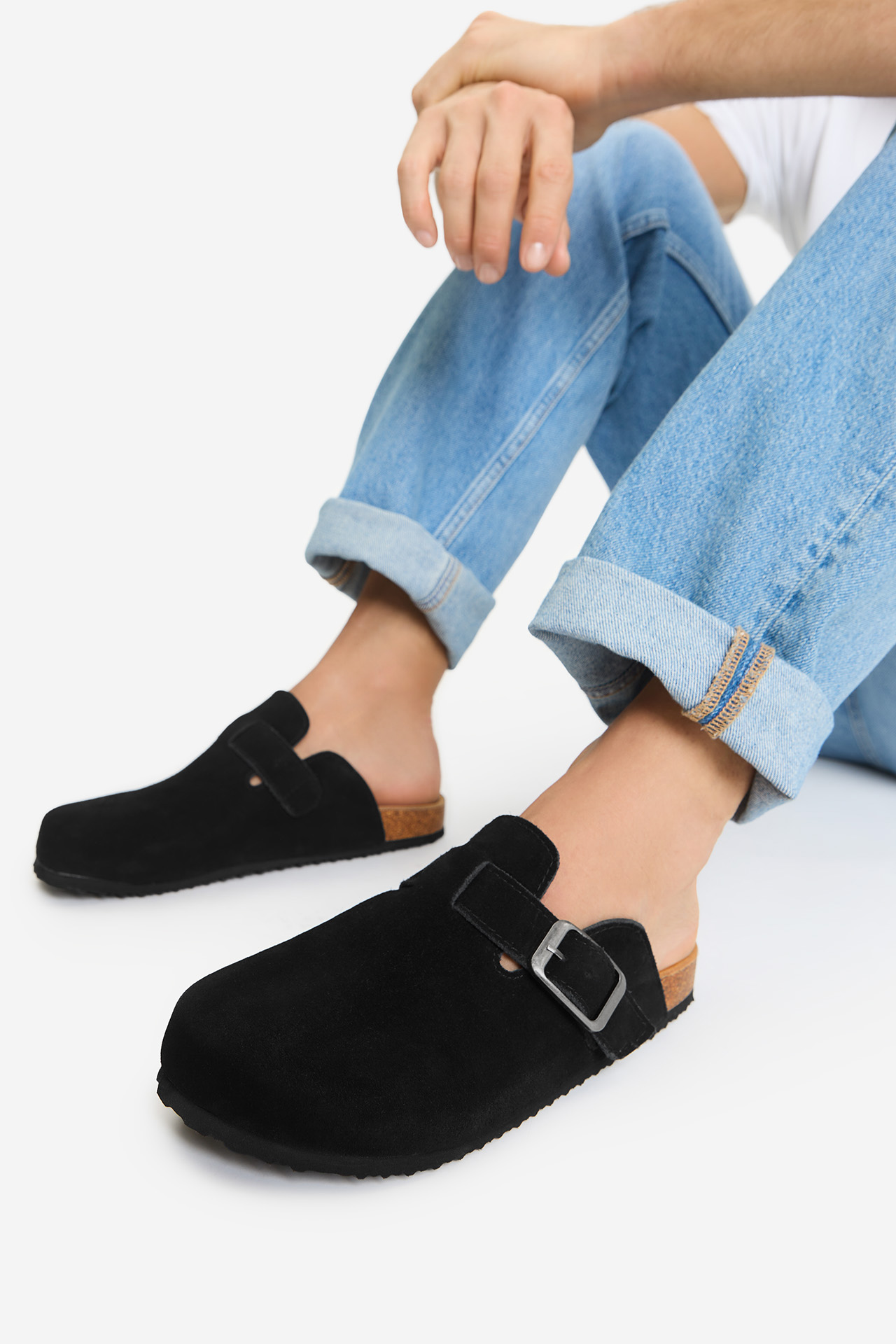 Чехли Черен