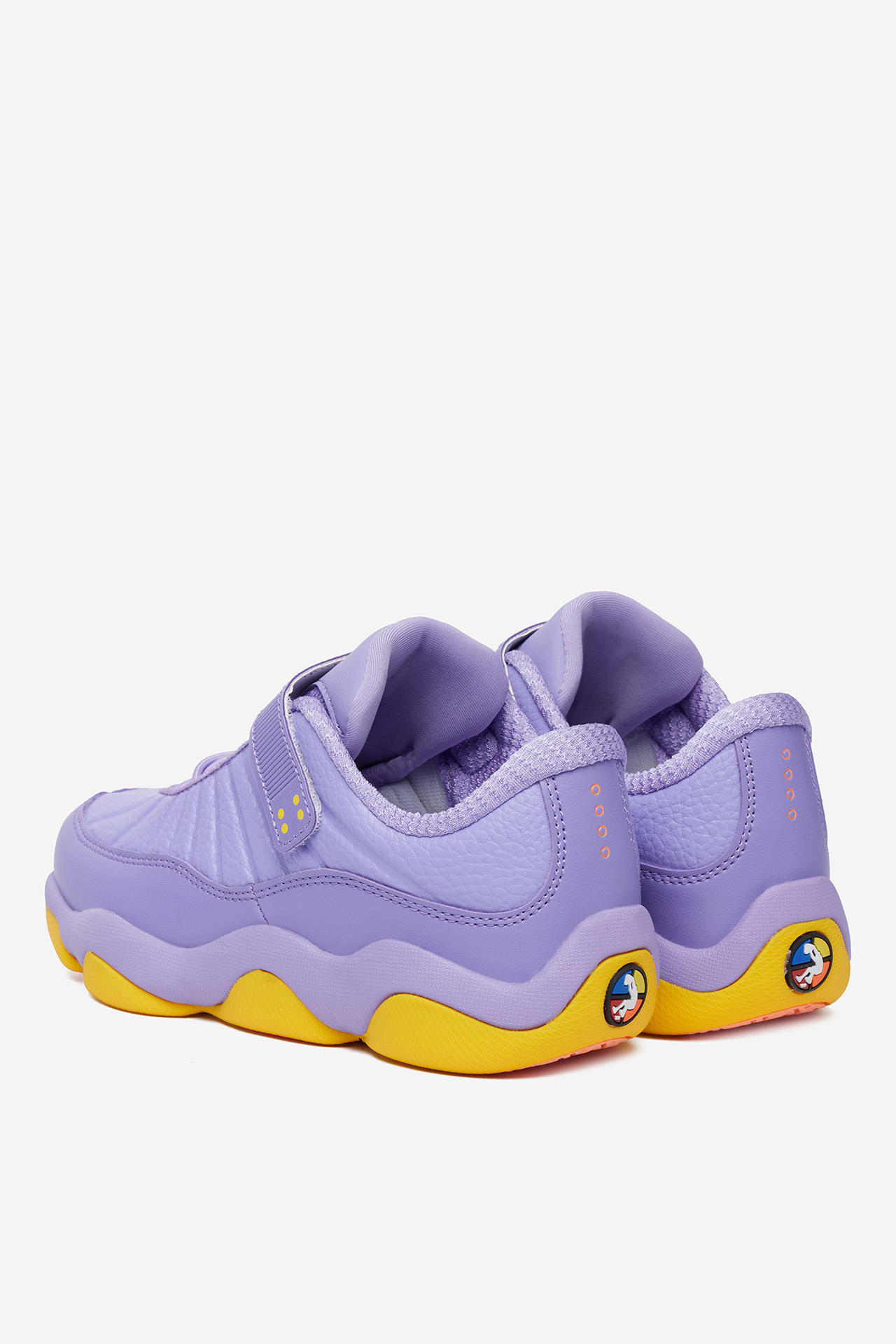 Sneakersy Světle fialová
