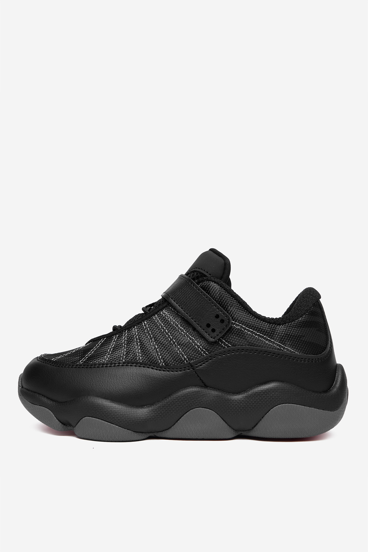 Sneakersy Černá