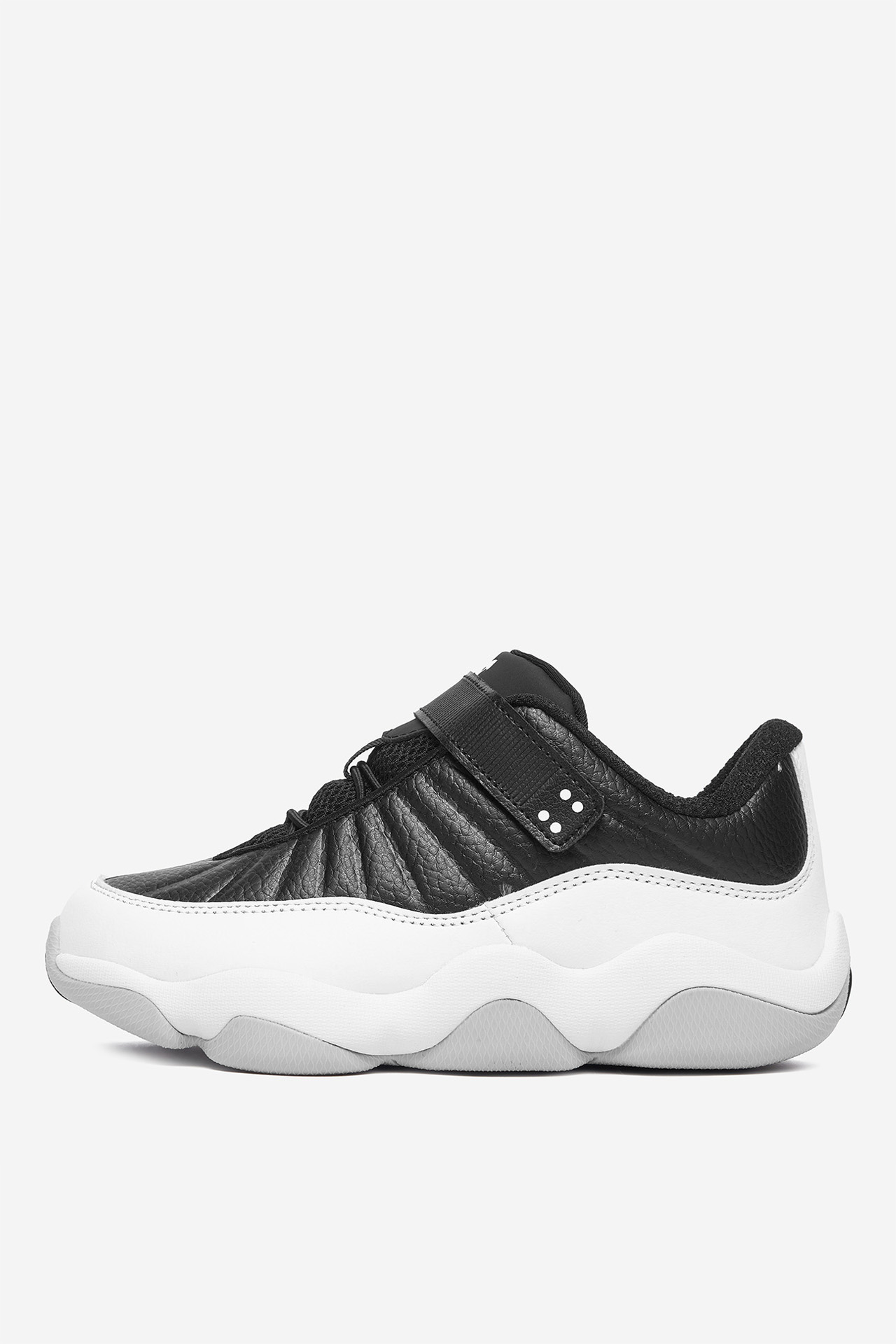 Sneakersy Černá