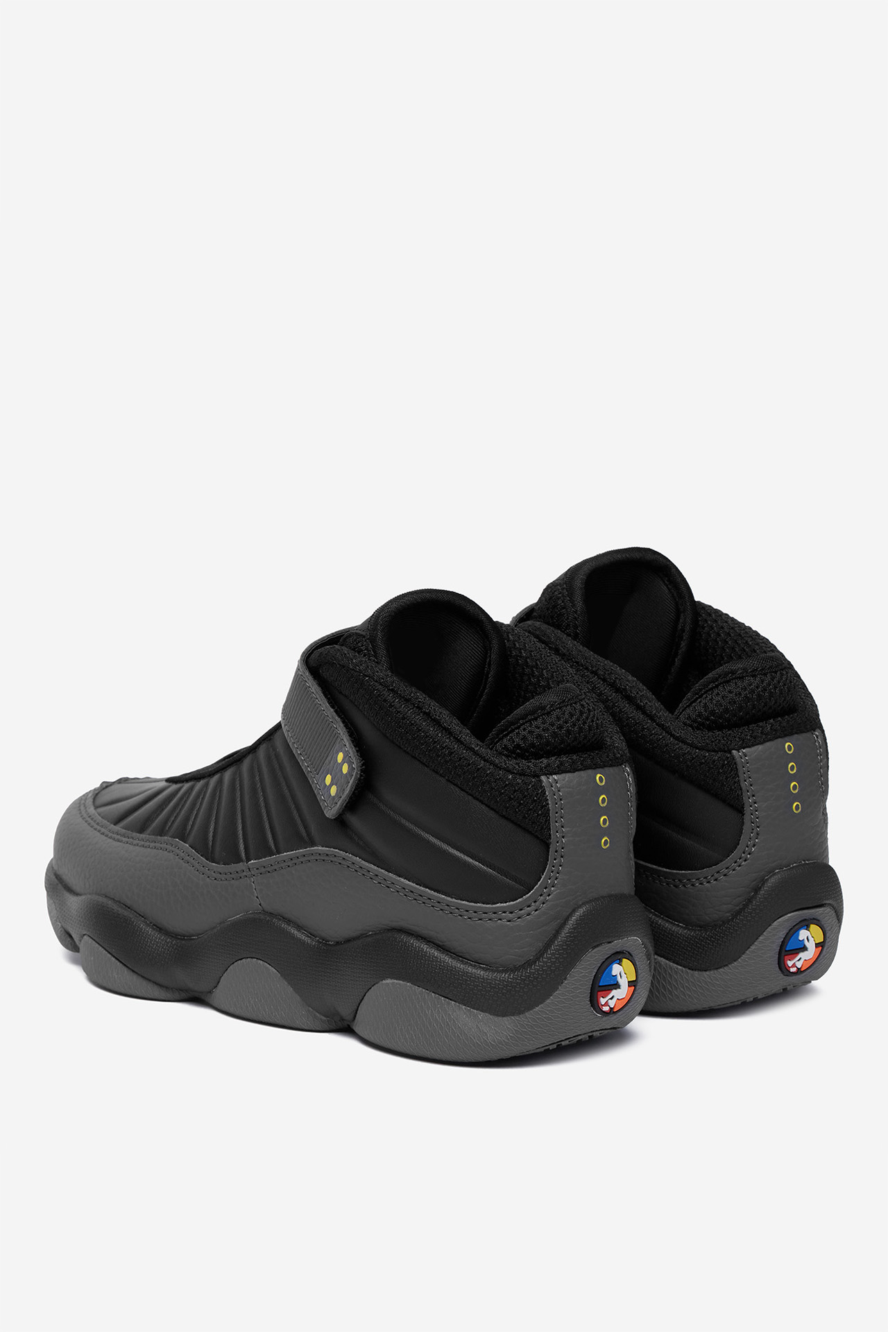 Sneakersy Černá