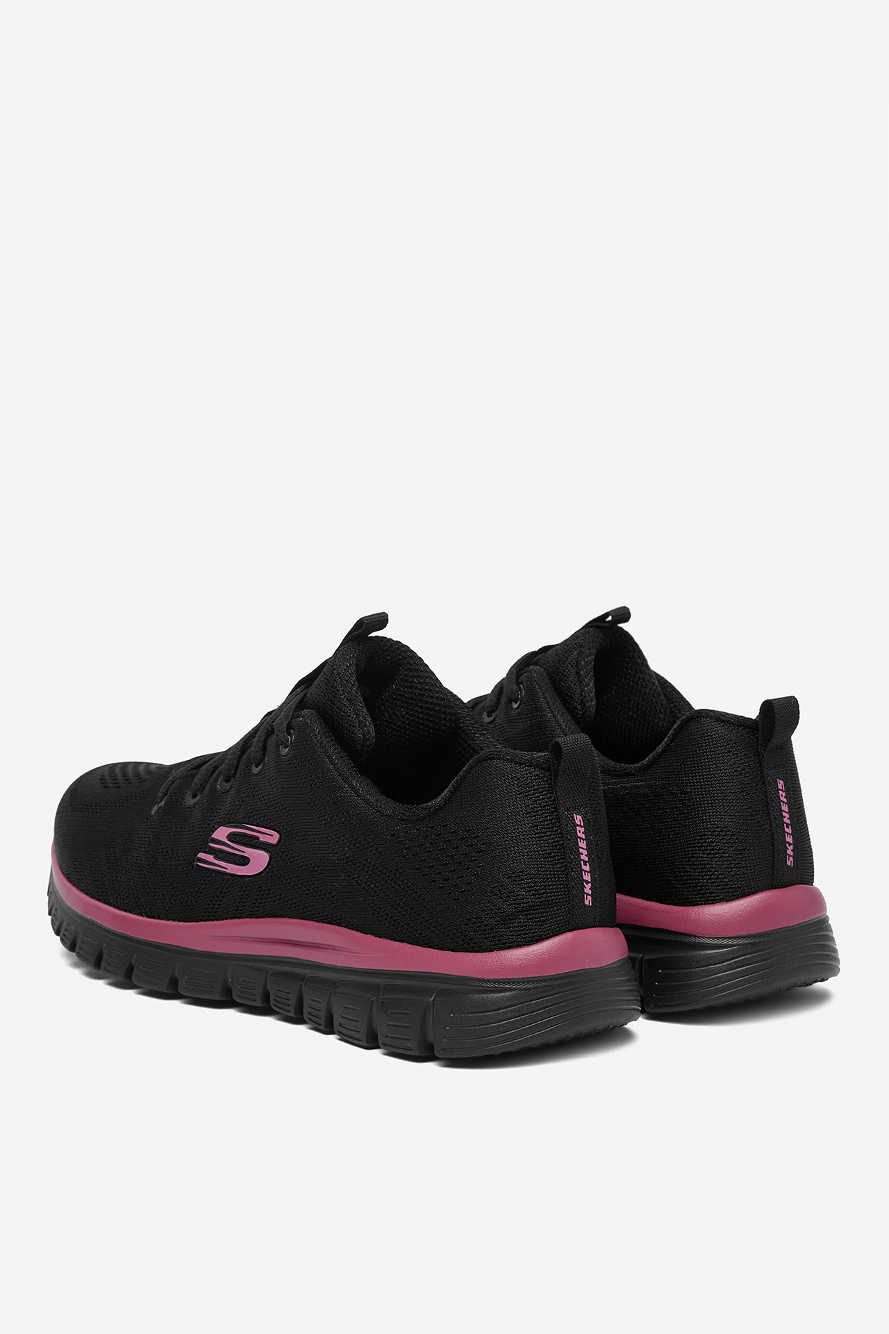 Sneakersy Černá