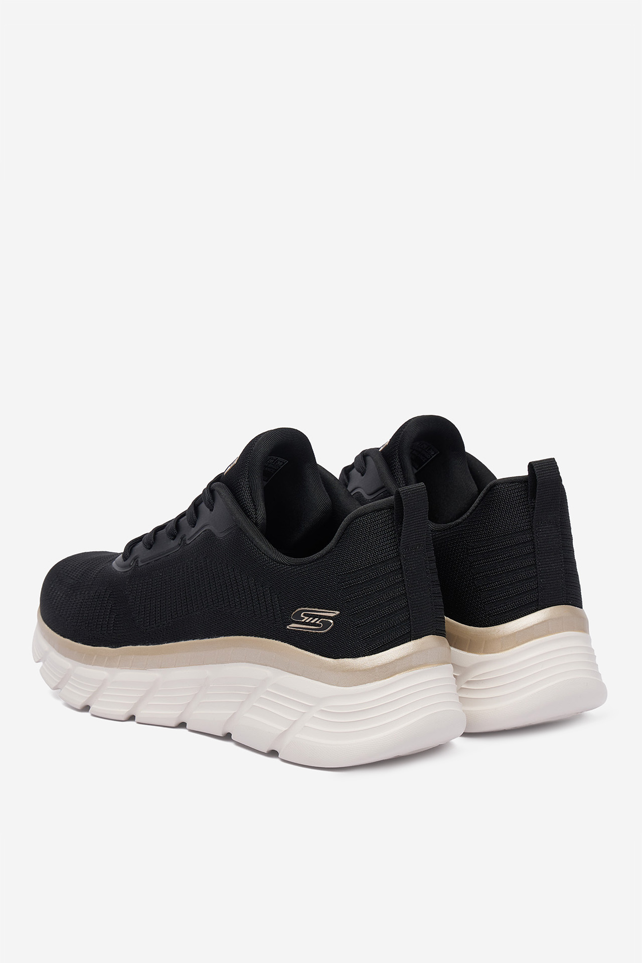 Sneakersy Černá