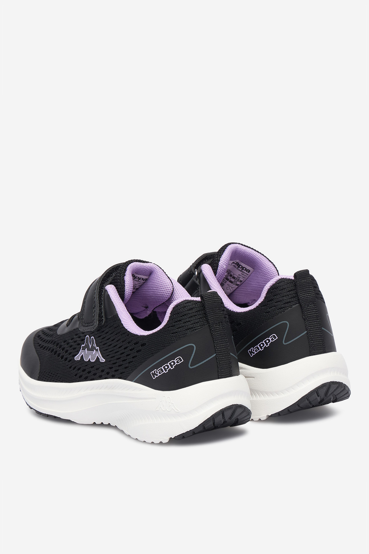 Sneakersy Černá