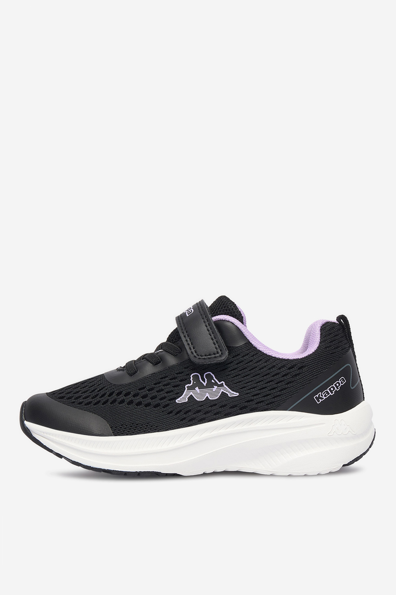 Sneakersy Černá