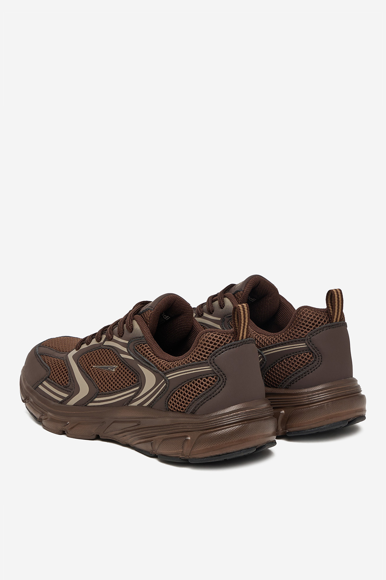 Sneakersy Tmavě hnědá