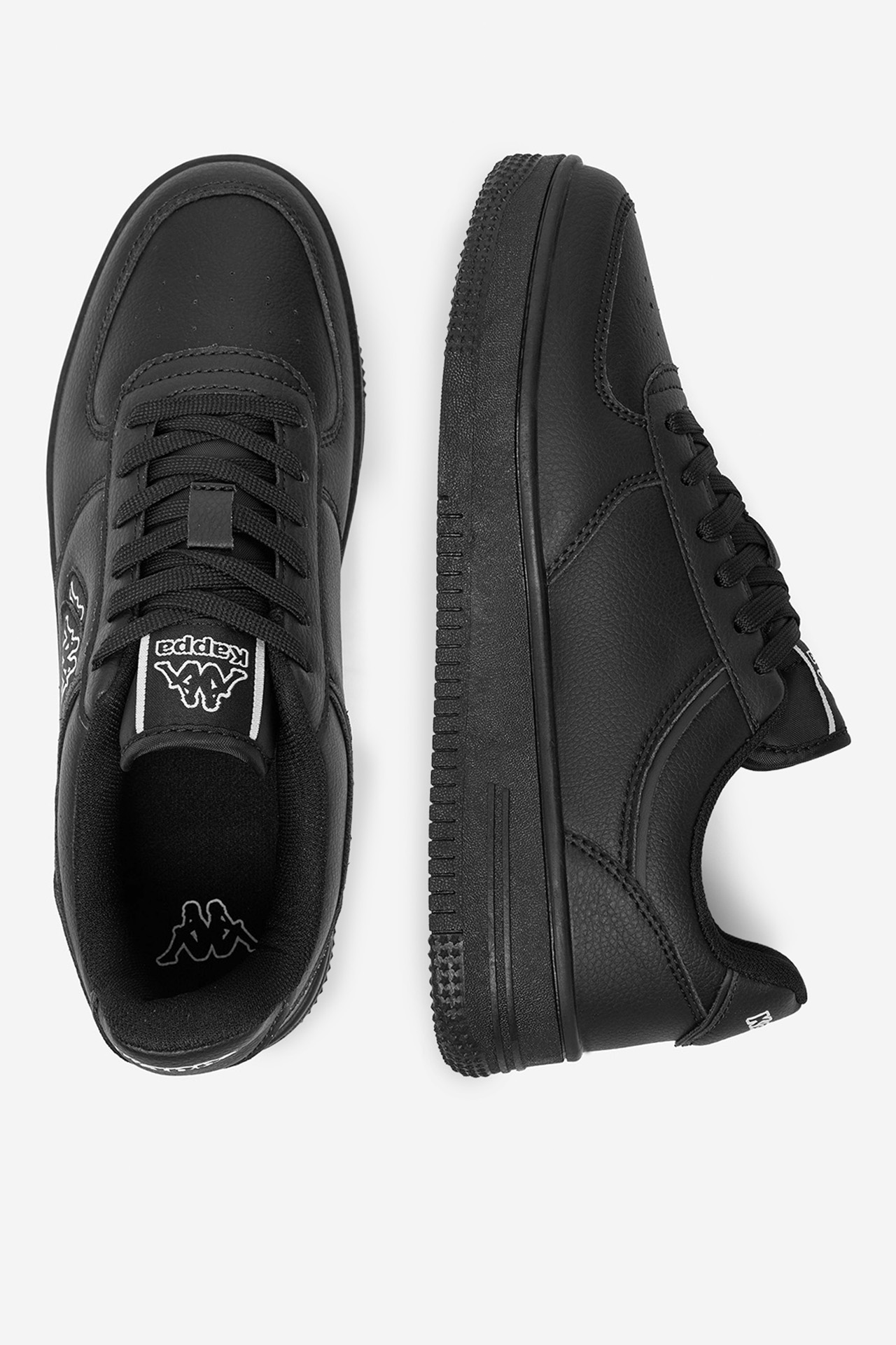 Sneakersy Černá