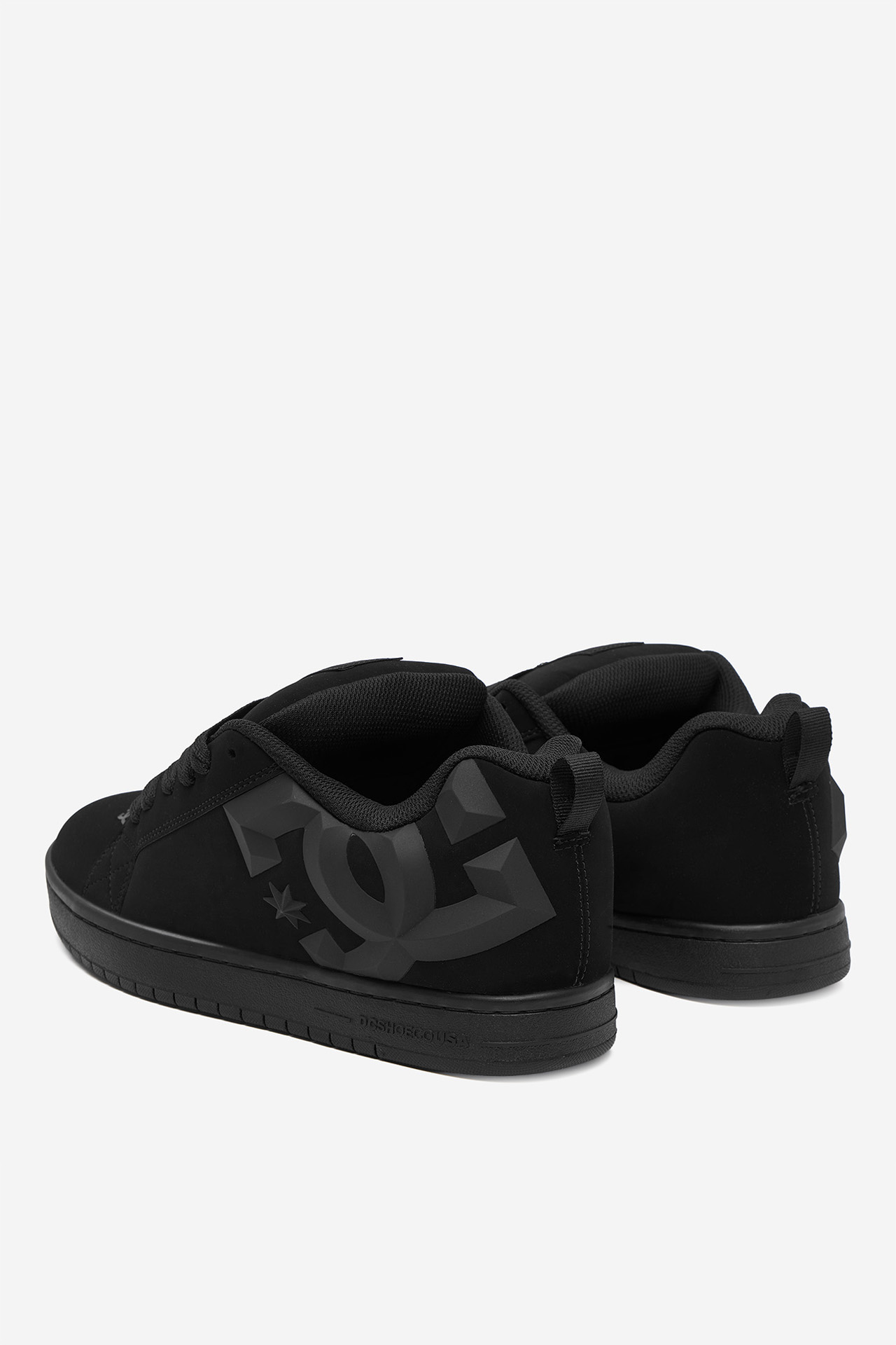 Sneakersy Černá