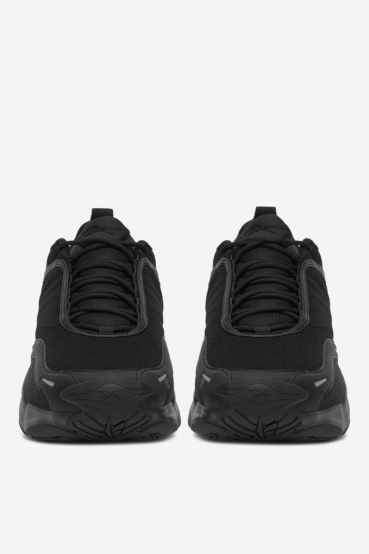 Sneakersy Černá