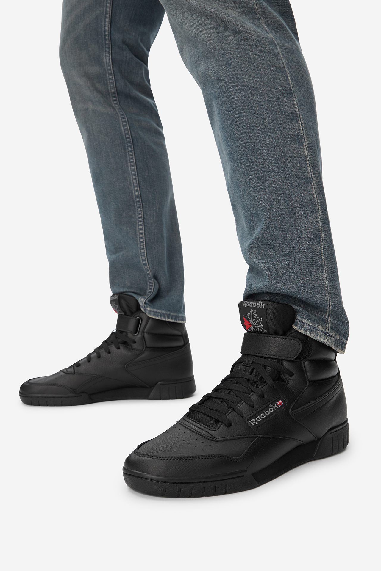 Sneakersy Černá
