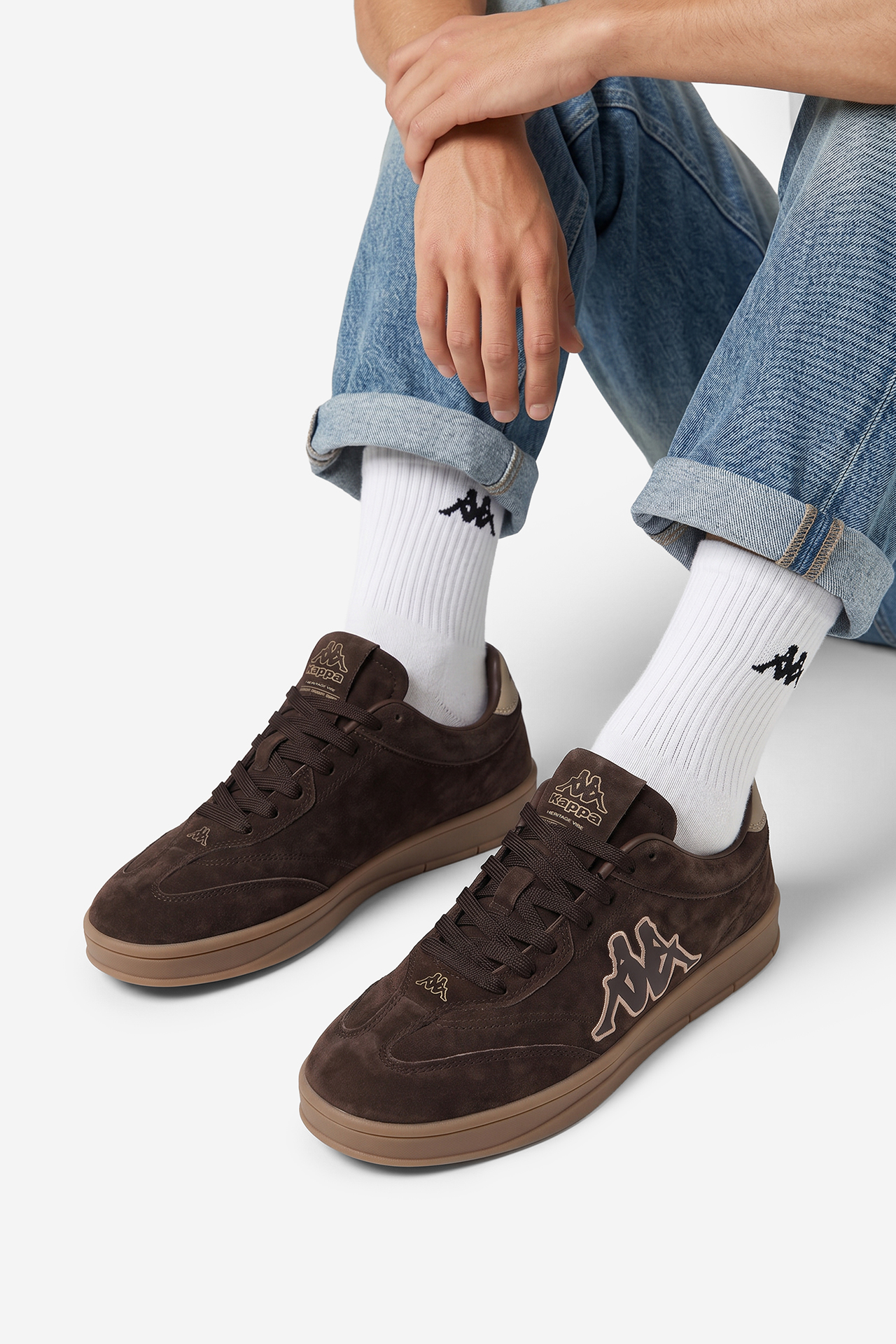 Sneakersy Tmavě hnědá