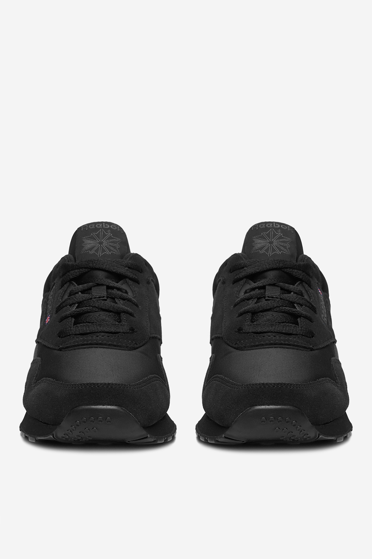 Sneakersy Černá