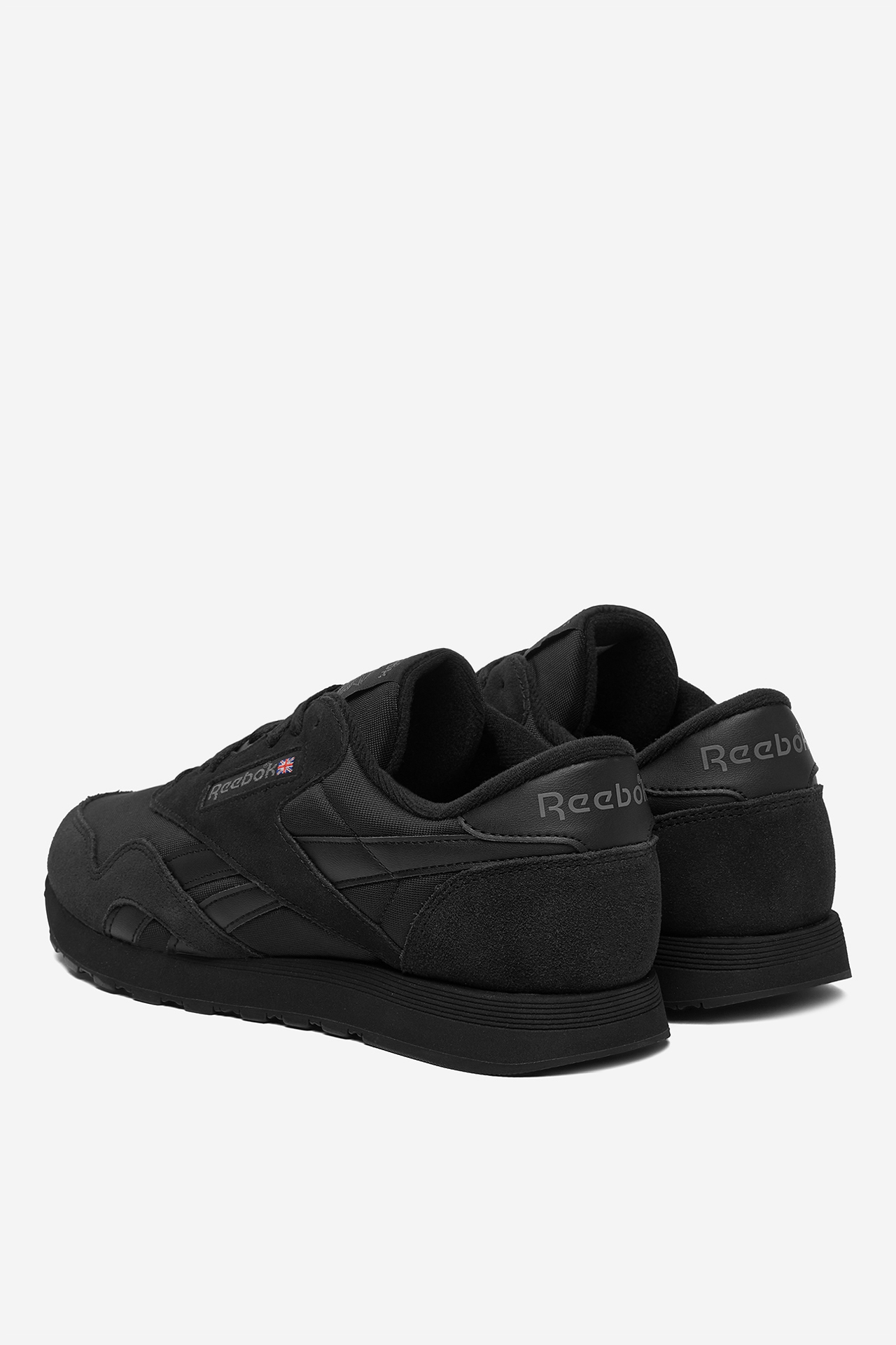 Sneakersy Černá