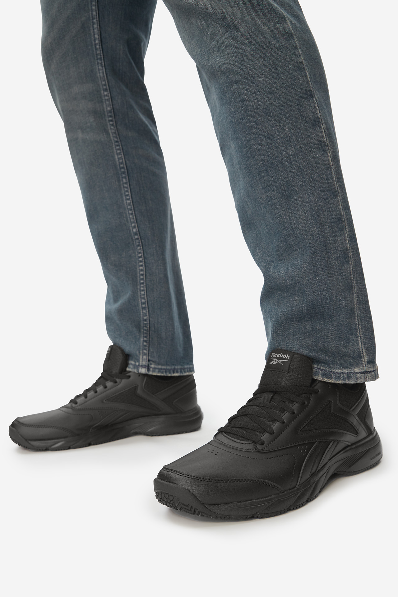 Sneakersy Černá