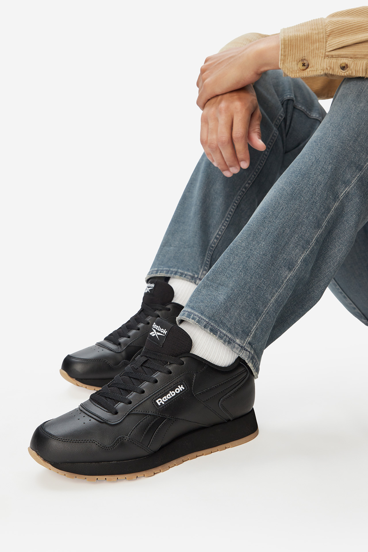 Sneakersy Černá
