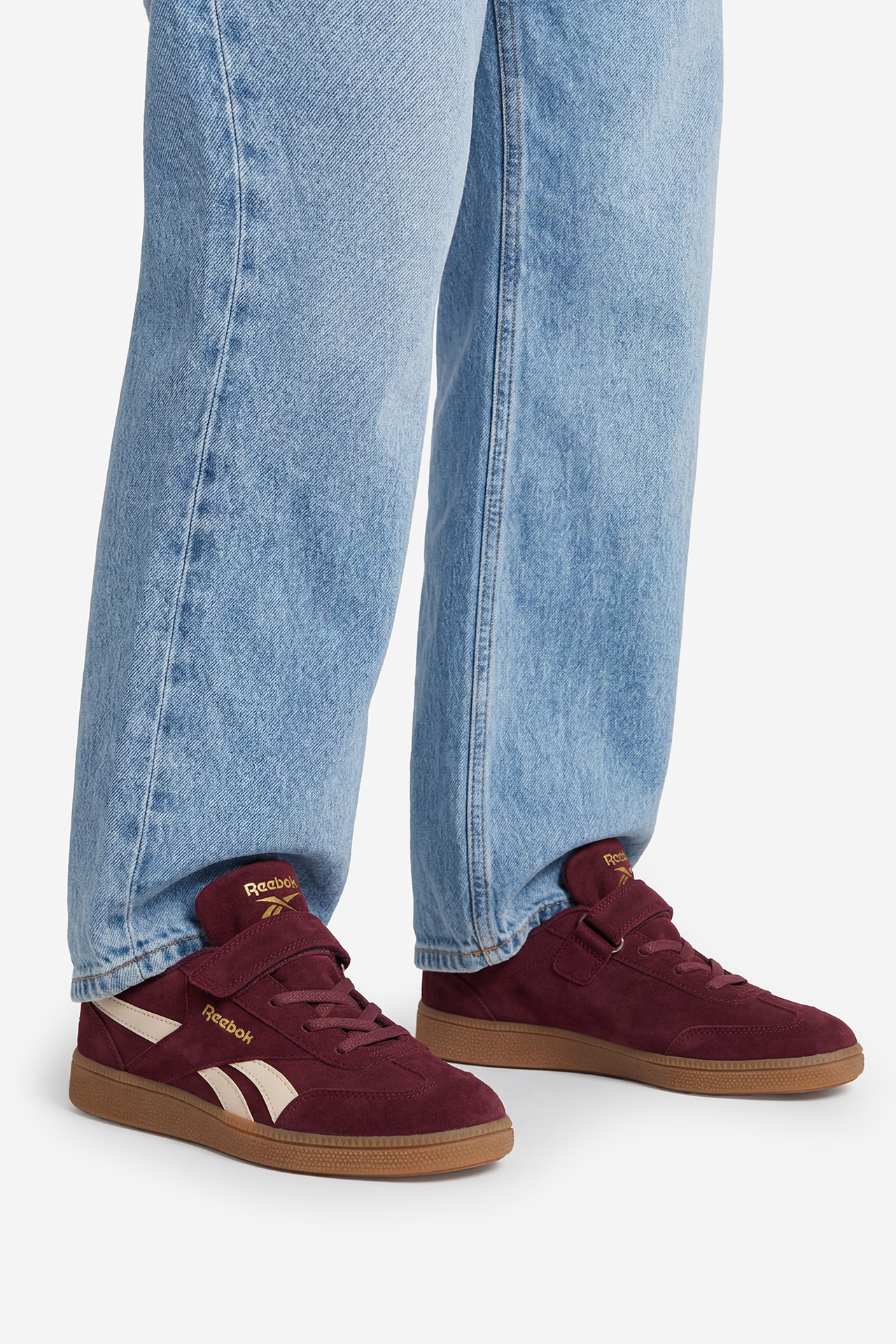Sneakersy Vínový
