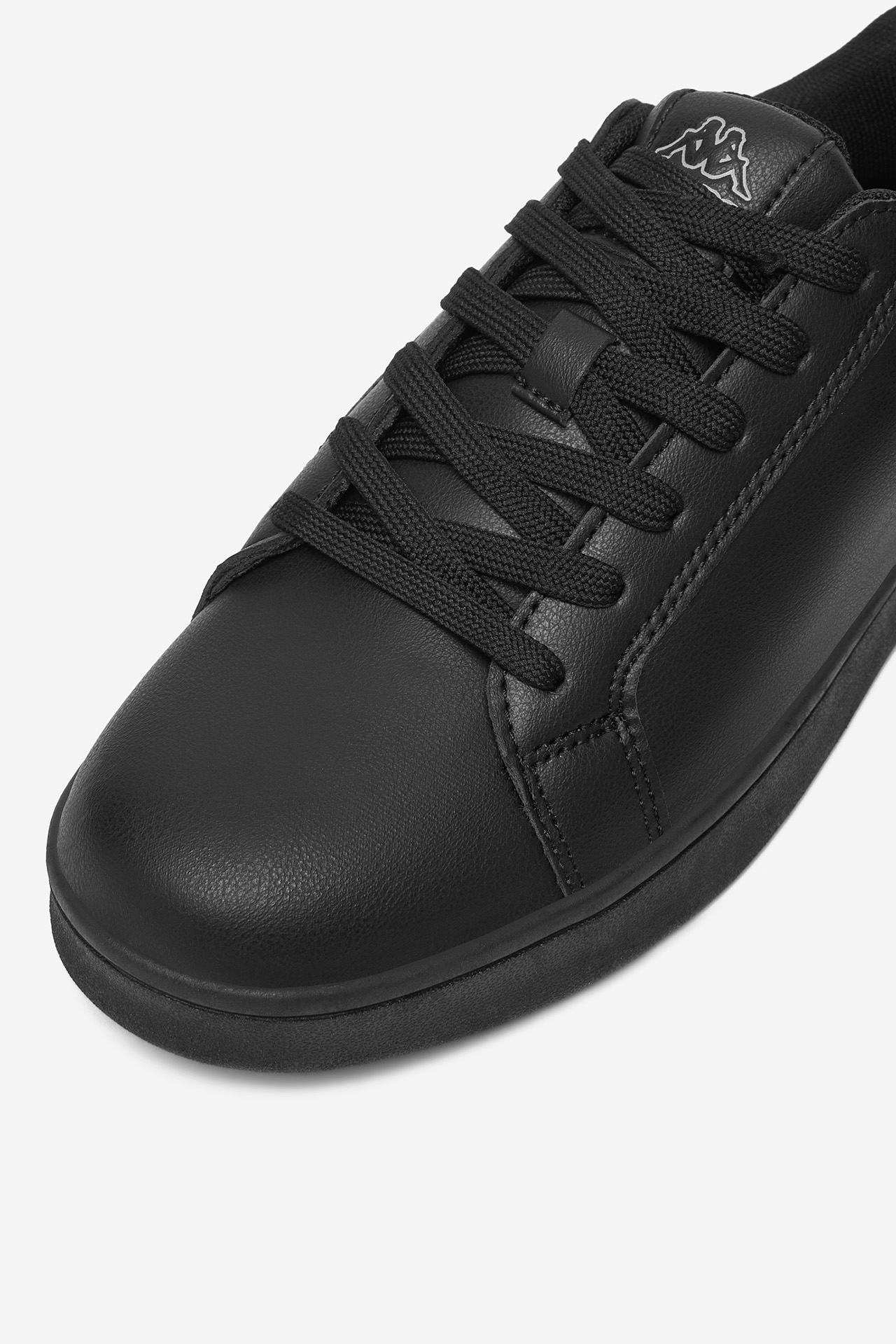 Sneakersy Černá