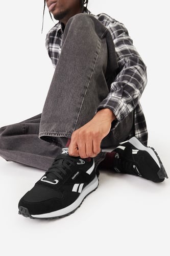 Športna obutev Reebok CWB-DRIVE AR30296MBWZ Črna