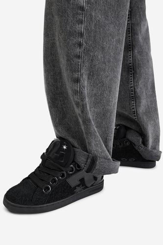 Încălțăminte sport DC Shoes EO-COURT GRAFFIK PUFF DC04916002 Negru