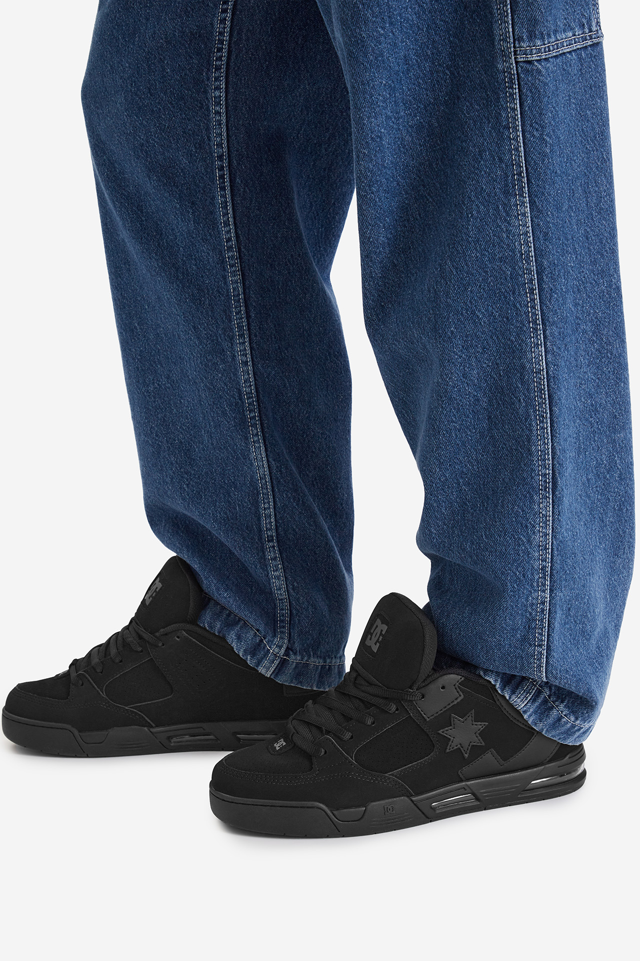 Sneakersy Černá