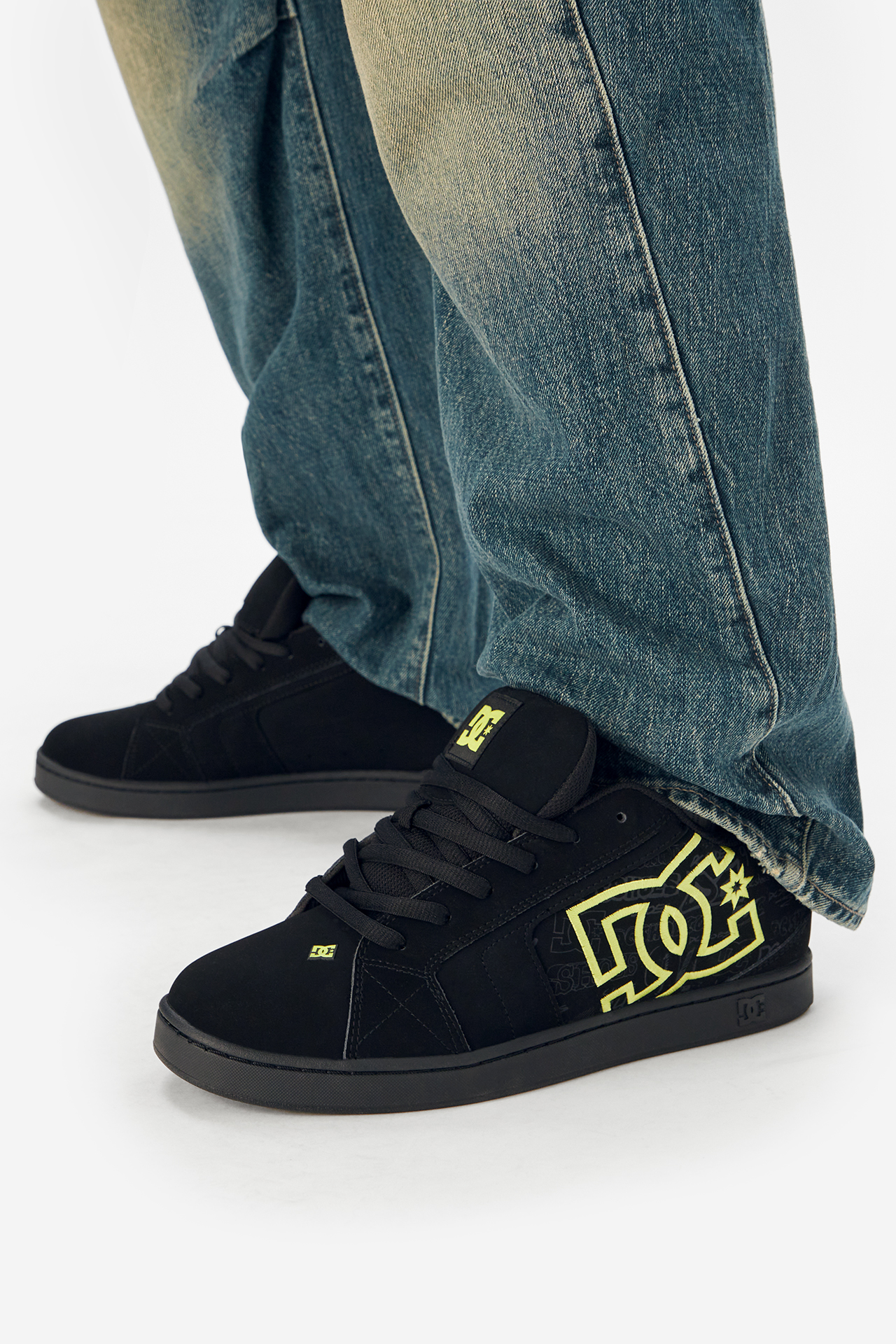 Sneakersy Černá