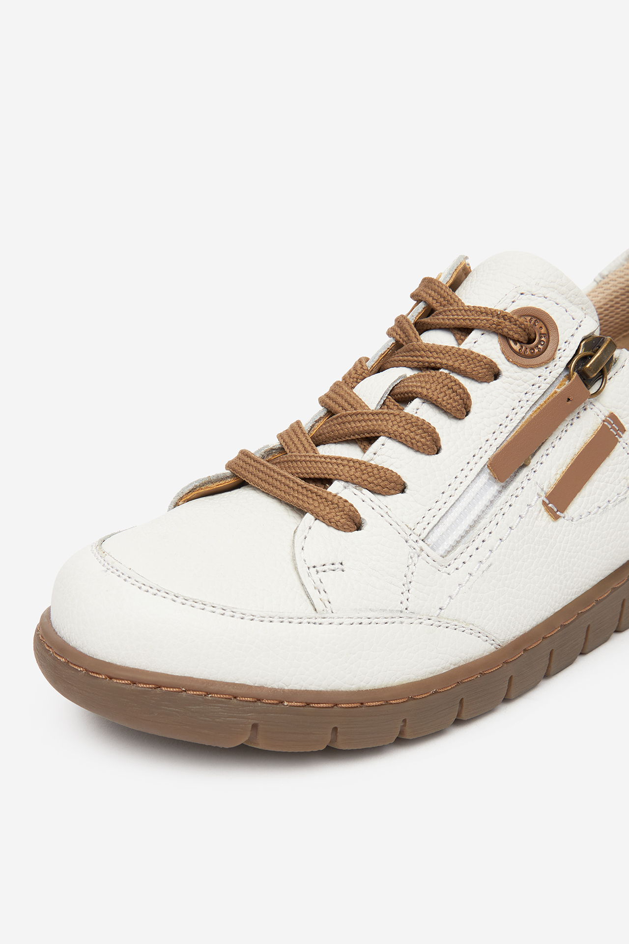 Sneakersy Bílá