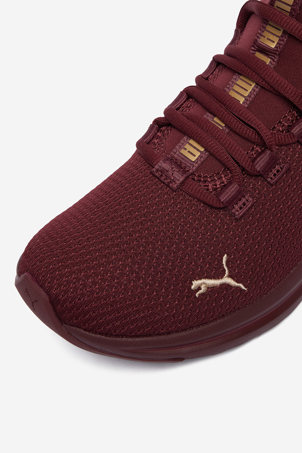 Sneakersy Vínový