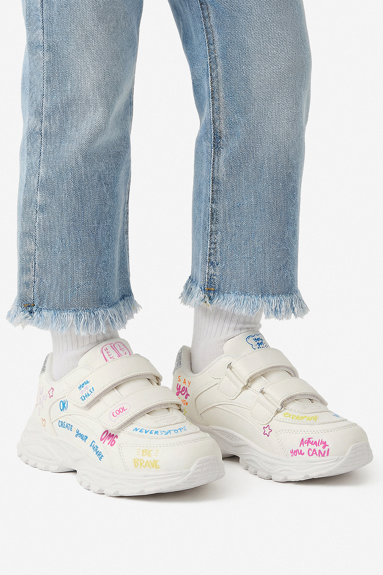Sneakersy Bílá