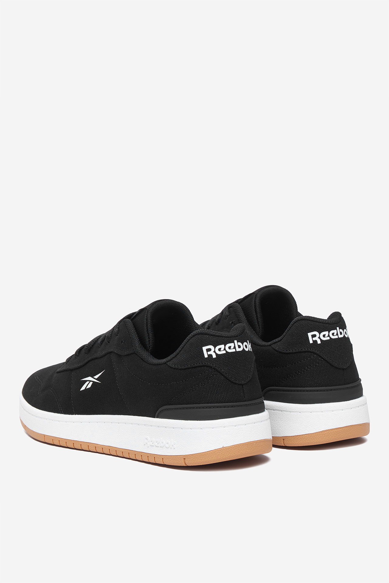 Sneakersy Černá