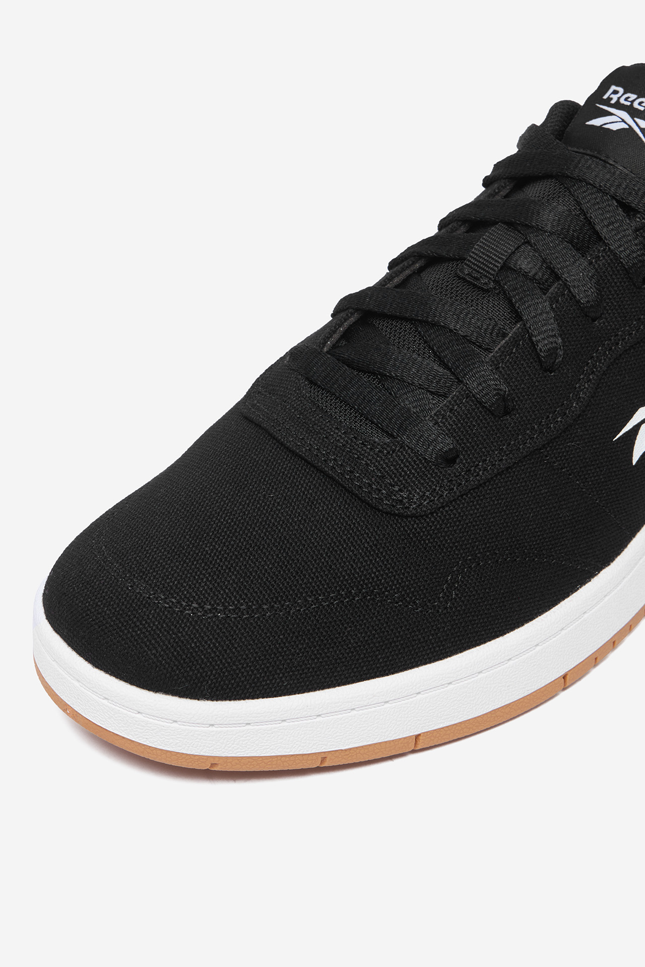 Sneakersy Černá