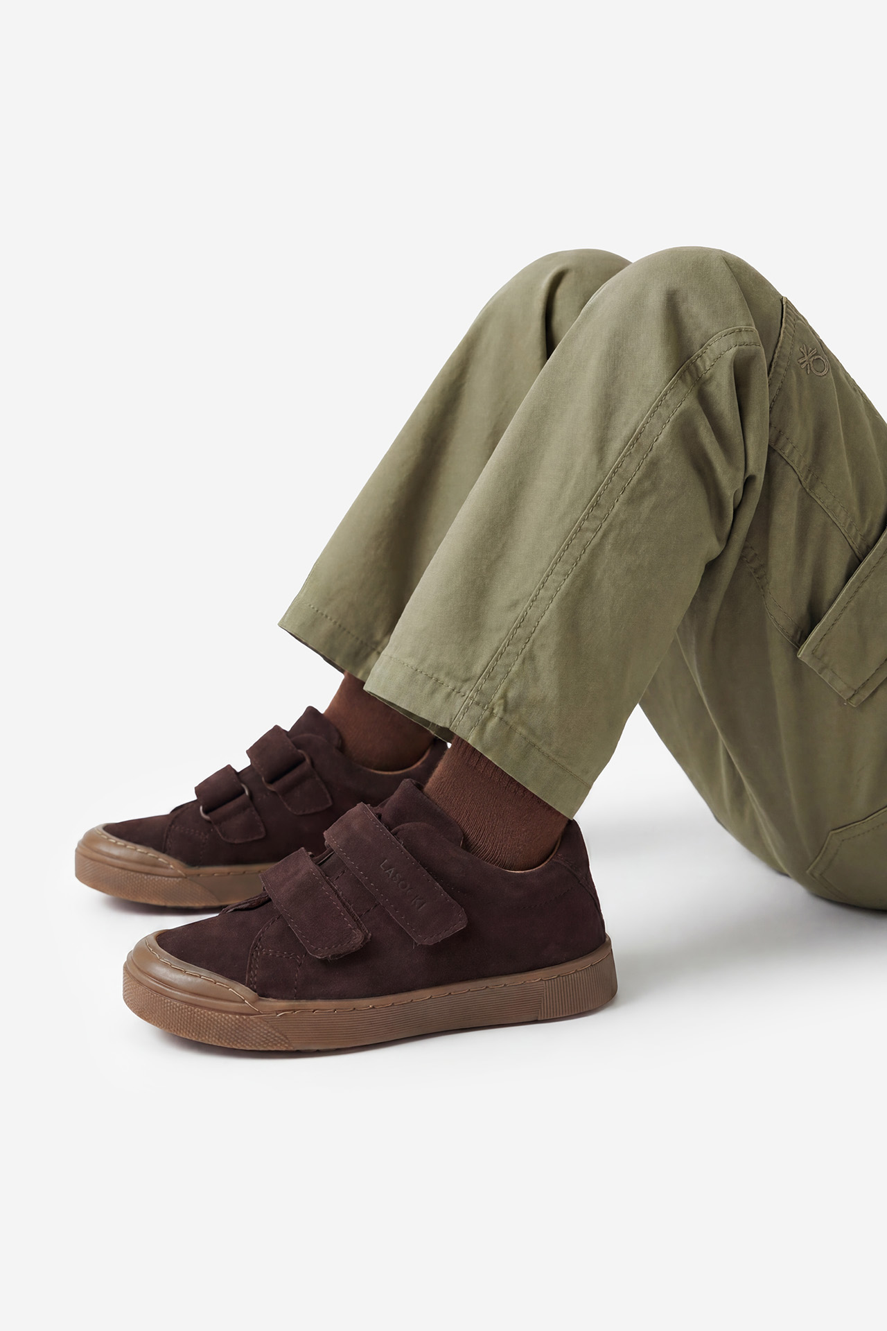 Sneakersy Tmavě hnědá